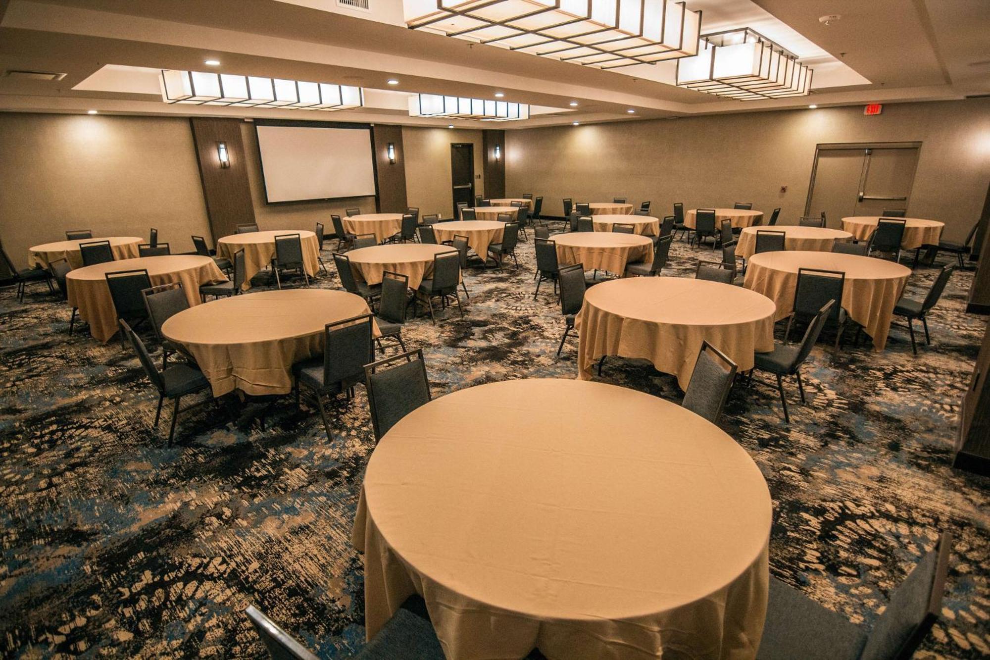 Doubletree By Hilton Lubbock - University Area Extérieur photo